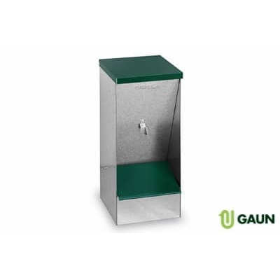 Dimensiones: 200 x 220 x 470 mm.Comedero para perros fabricado en chapa galvanizada.